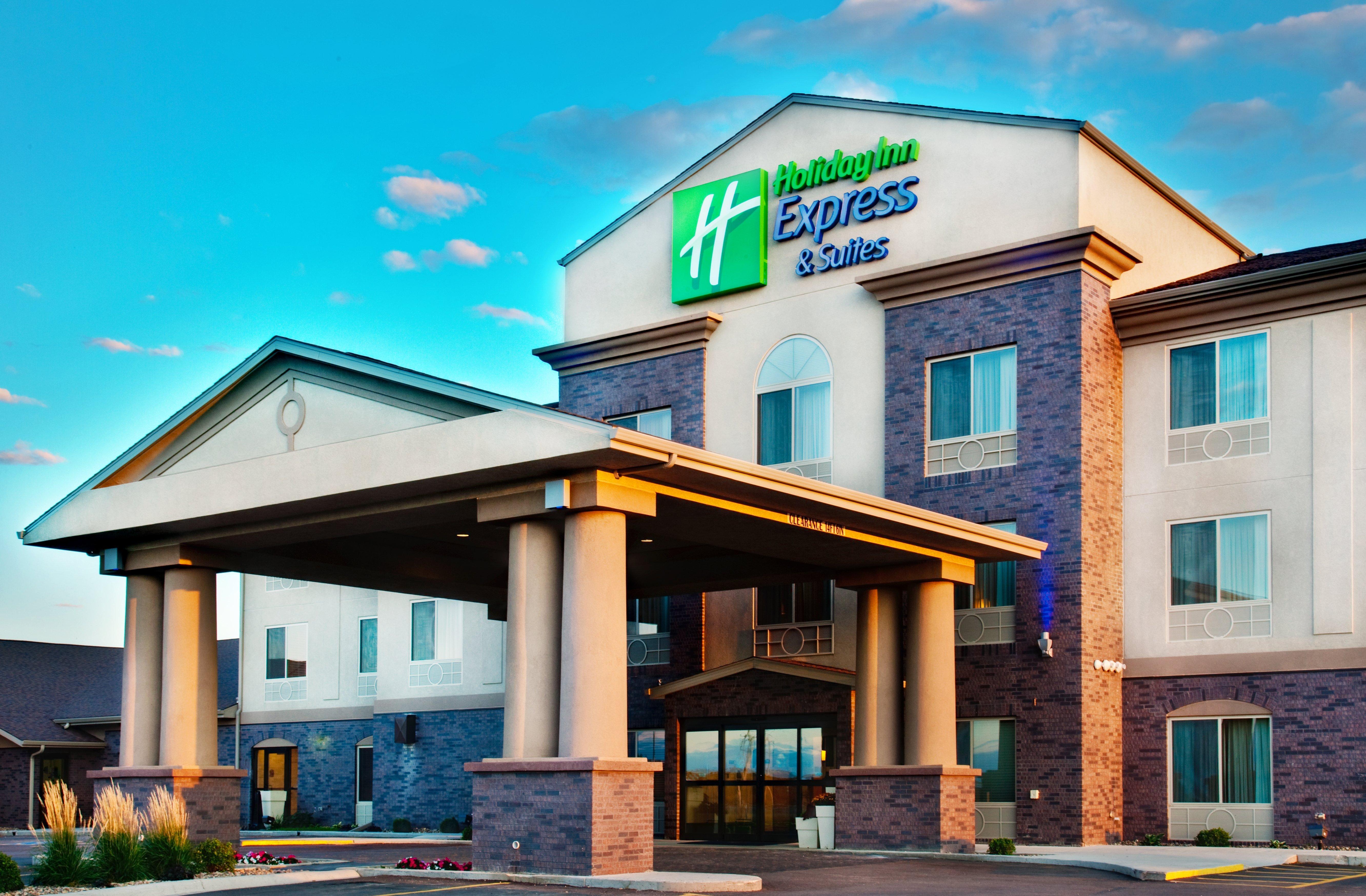 Holiday Inn Express Hotel & Suites Sheldon By Ihg Exterior foto