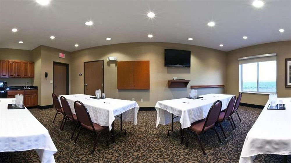 Holiday Inn Express Hotel & Suites Sheldon By Ihg Exterior foto